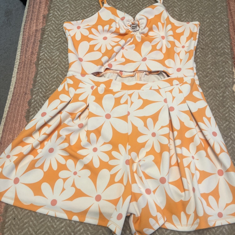 Madden NYC Junior Womens Orange White Floral Cut Out Mini Dress Large Sleeveless